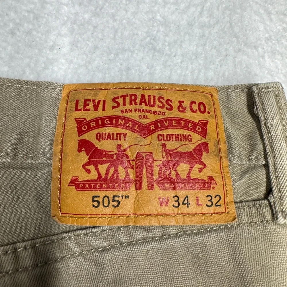Levi's 505 Beige‎ Khaki Jeans Pants Relaxed Fit Straight Leg Men's Size 34x32